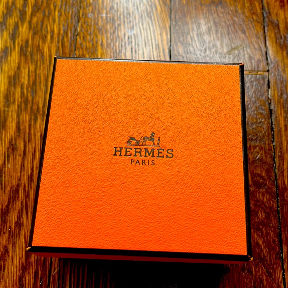 Hermès extra wide grey white silver enamel bangle size 65